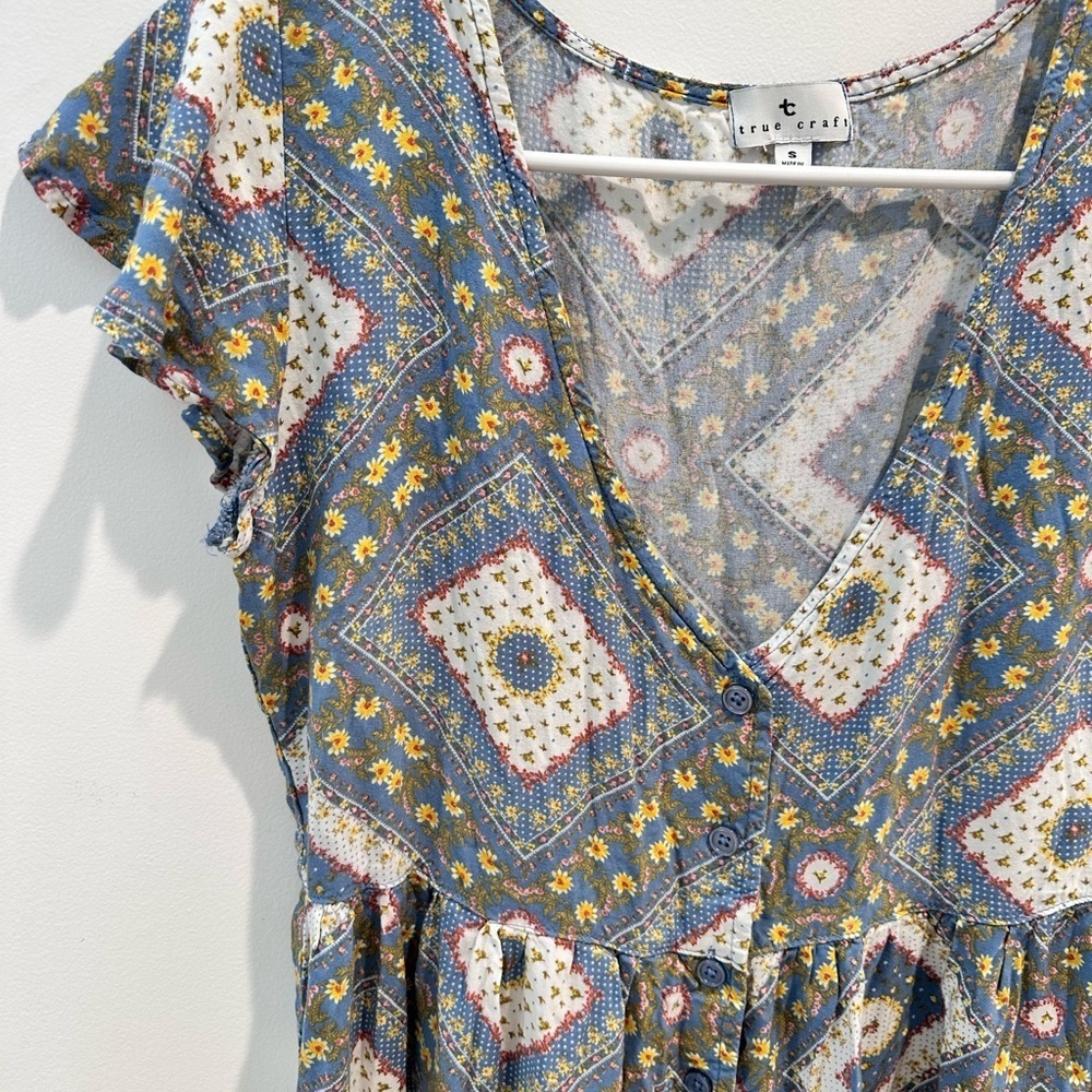 True Craft Floral Patterned Dress - Picture 3 of 5
